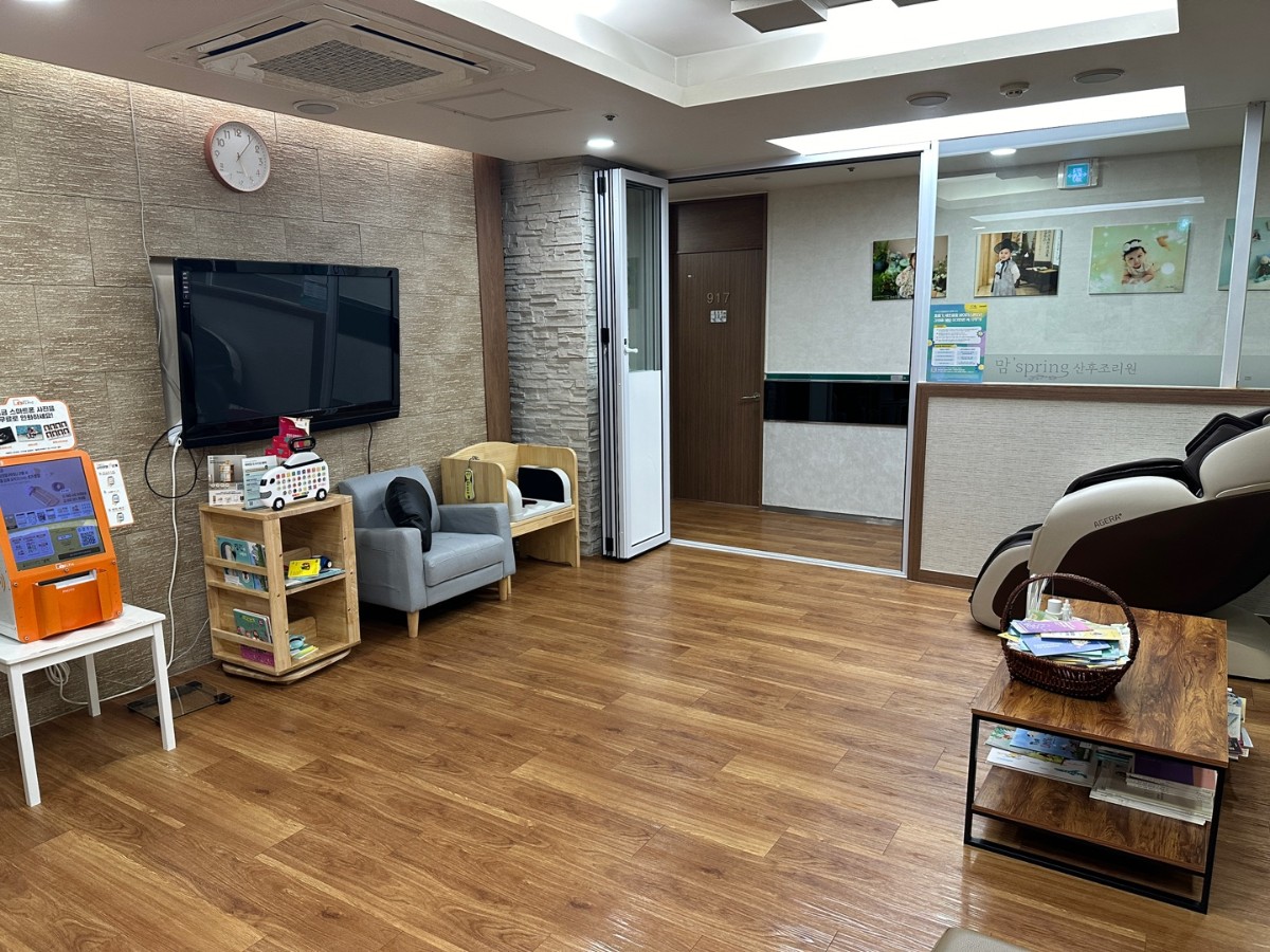 KakaoTalk_20241018_183459379_05.jpg
